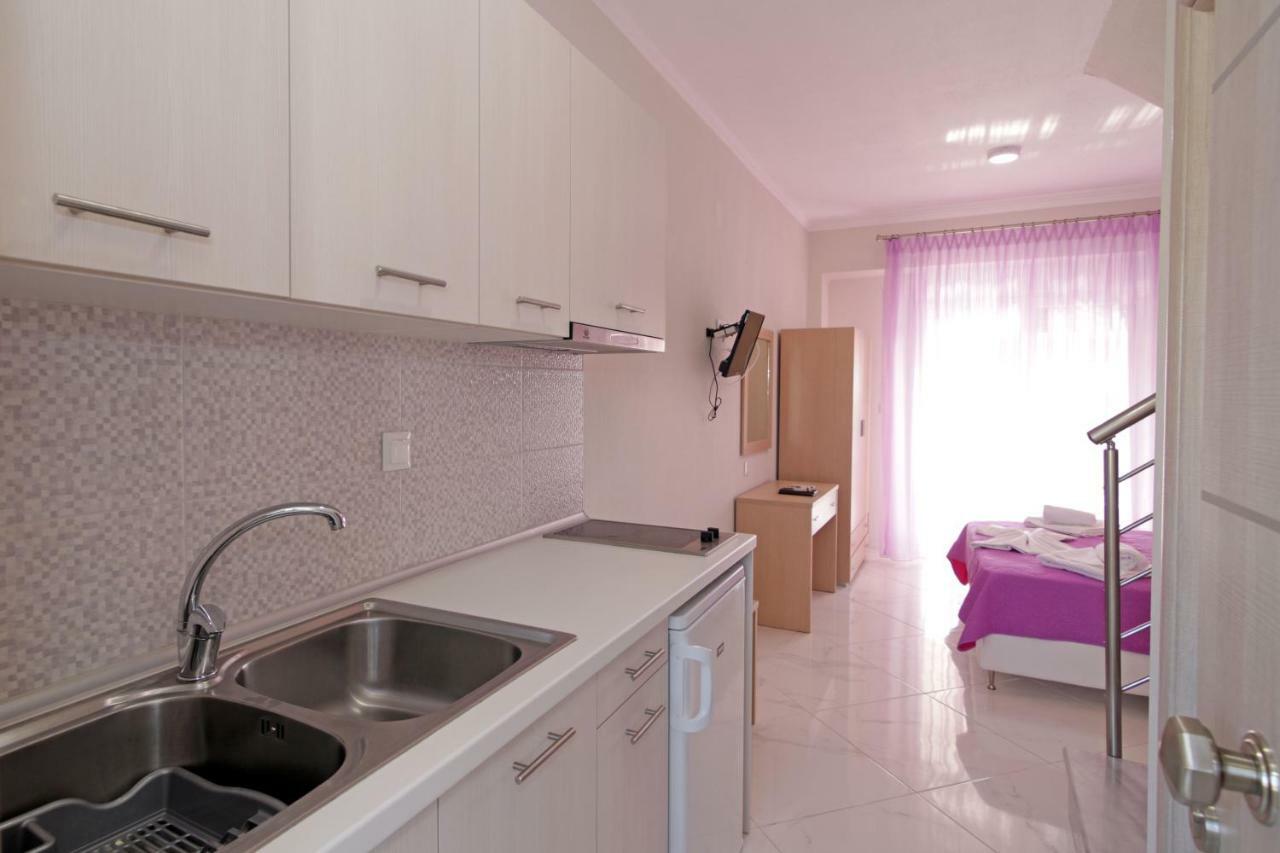 Mavridis Rooms 2 니키티 외부 사진